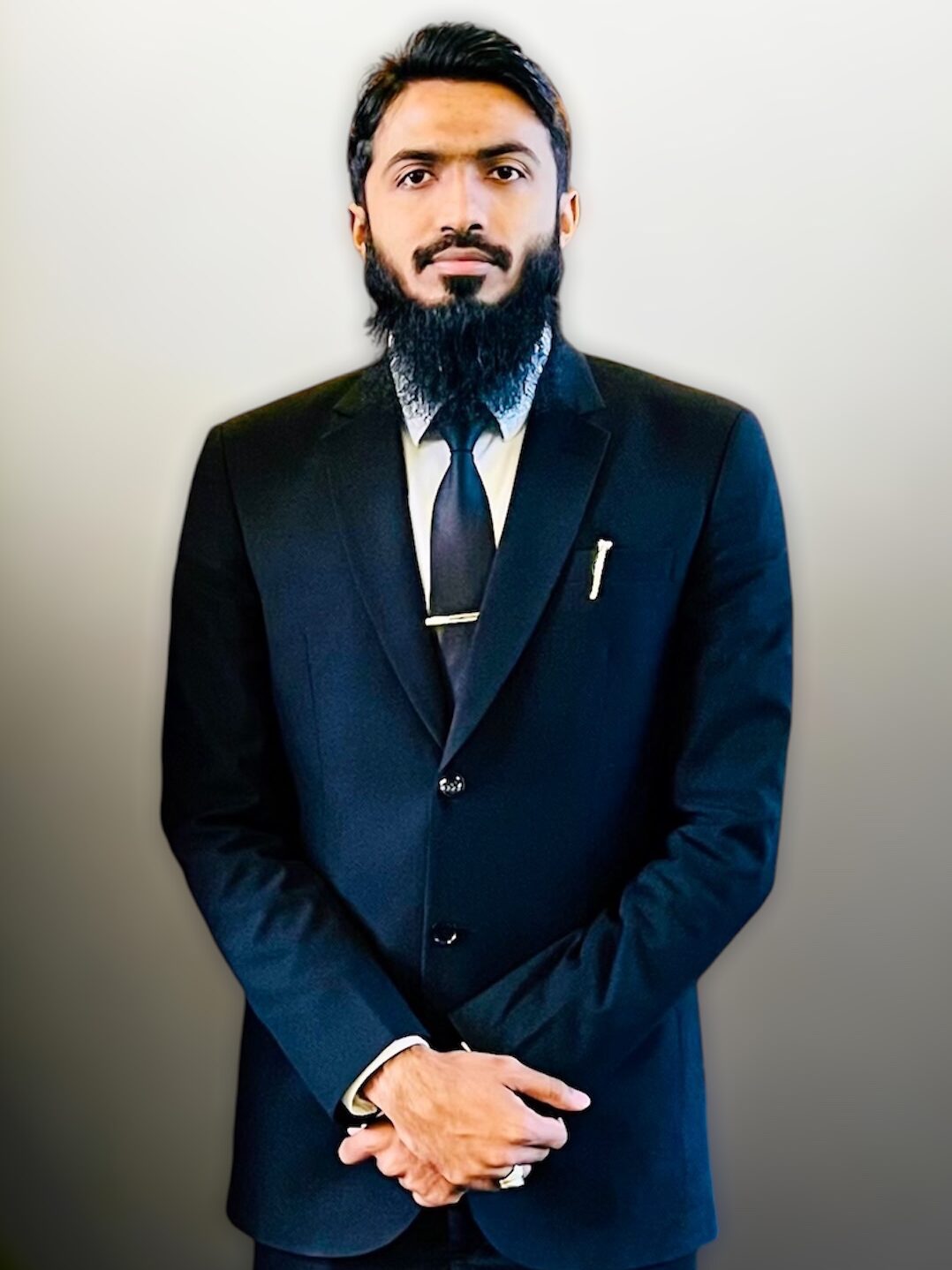 Lawyer in Karachi - Arslan Abid Naich - Advocate High Court, Partner at Naich Law Firm, Specialized, International Law, Civil Law, Business Law, Criminal Law